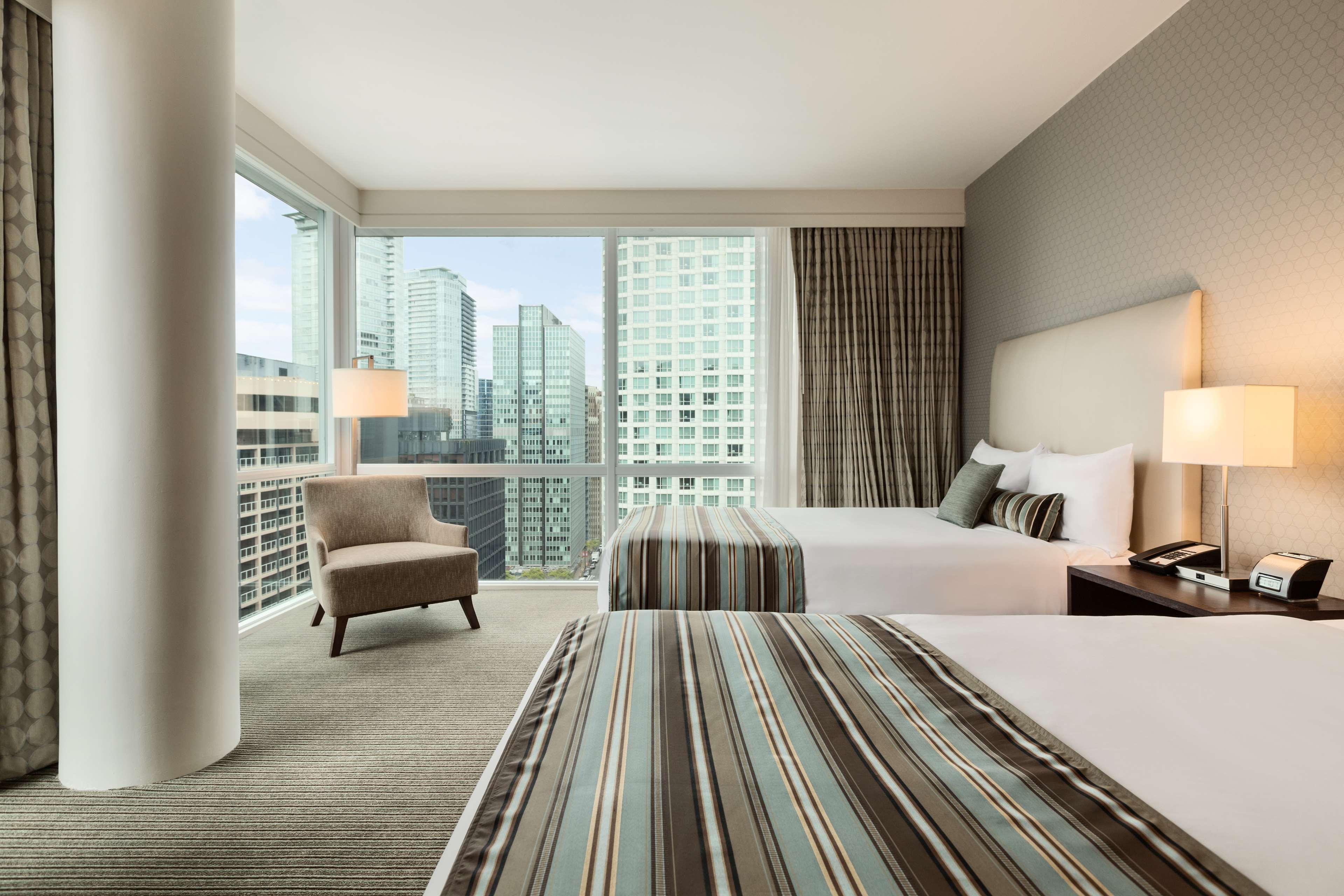 Coast Coal Harbour Vancouver Hotel By Apa Bagian luar foto